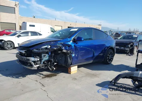 2022 Tesla Model Y Performance Dual Motor All-Wheel Drive z USA, uszkodzony, nr VIN 7SAYGDEF4NF510849